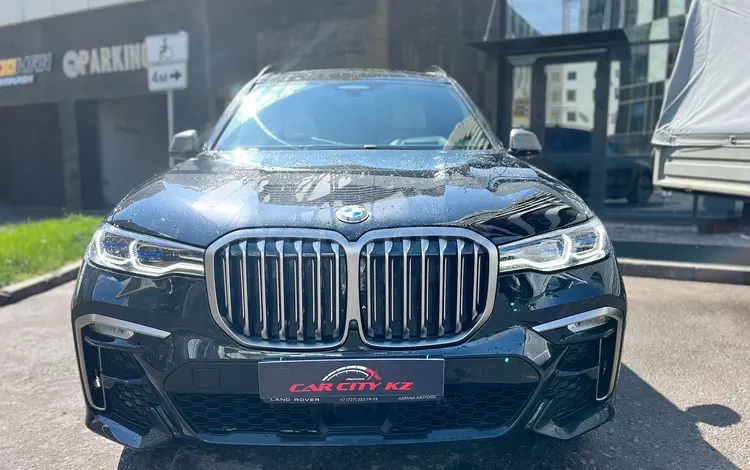 BMW X7 2021 года за 49 500 000 тг. в Астана