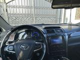 Toyota Camry 2016 года за 13 000 000 тг. в Уральск – фото 5