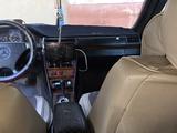 Mercedes-Benz E 220 1995 года за 2 600 000 тг. в Сатпаев – фото 2