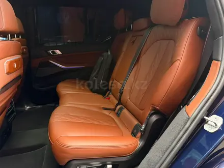 BMW X7 2022 года за 55 000 000 тг. в Астана – фото 25