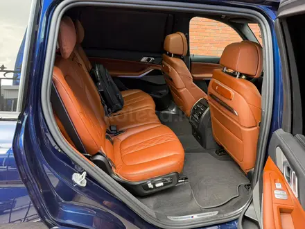 BMW X7 2022 года за 55 000 000 тг. в Астана – фото 36