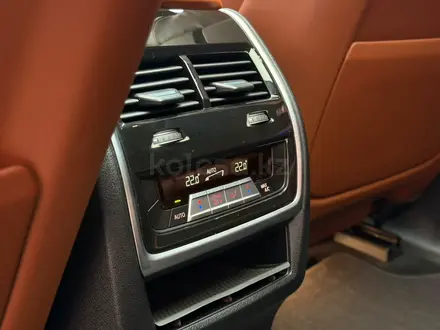 BMW X7 2022 года за 55 000 000 тг. в Астана – фото 42