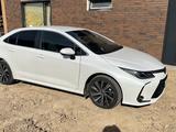 Toyota Corolla 2023 года за 13 900 000 тг. в Усть-Каменогорск