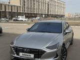 Hyundai Sonata 2021 года за 11 600 000 тг. в Астана