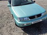 Volkswagen Passat 1993 года за 1 800 000 тг. в Экибастуз – фото 5