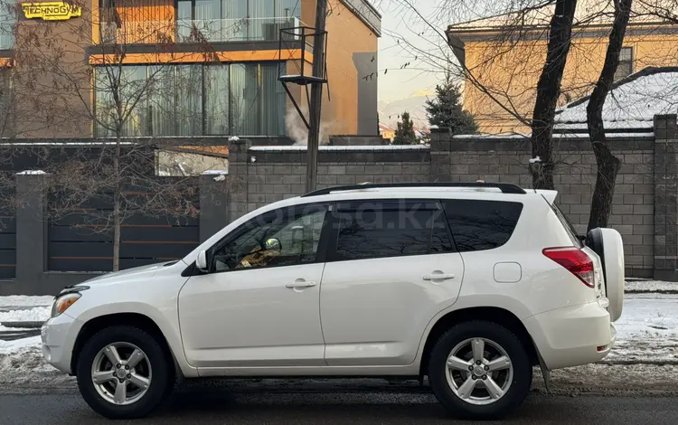 Toyota RAV4 2006 года за 7 000 000 тг. в Алматы