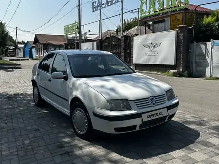 Volkswagen Bora 2005 года за 1 700 000 тг. в Алматы – фото 3