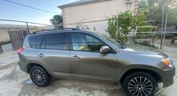 Toyota RAV4 2012 года за 7 000 000 тг. в Актау – фото 2