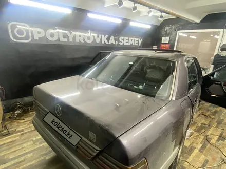 Mercedes-Benz E 320 1993 года за 3 200 000 тг. в Семей – фото 9