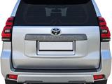 Toyota Land Cruiser Prado 2017 года за 19 000 000 тг. в Атырау – фото 2