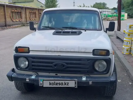 ВАЗ (Lada) Lada 2121 2000 года за 1 800 000 тг. в Алматы – фото 2