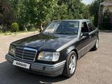Mercedes-Benz E 280 1993 года за 1 650 000 тг. в Каскелен – фото 2