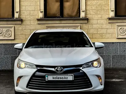 Toyota Camry 2015 года за 9 900 000 тг. в Шымкент