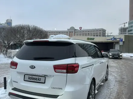 Kia Carnival 2017 года за 10 850 000 тг. в Астана – фото 7