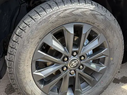 Toyota Land Cruiser Prado 2025 года за 47 000 000 тг. в Астана – фото 26