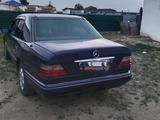 Mercedes-Benz E 220 1995 года за 1 800 000 тг. в Жанаарка – фото 5