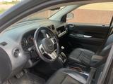 Jeep Compass 2015 года за 5 700 000 тг. в Актау – фото 5
