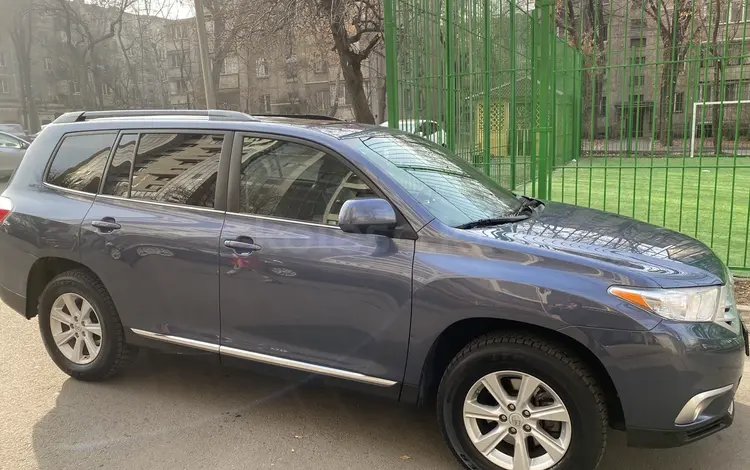Toyota Highlander 2013 года за 13 100 000 тг. в Алматы