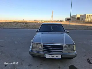 Mercedes-Benz E 280