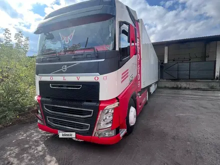 Volvo  FH 2014 года за 27 500 000 тг. в Караганда