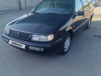 Volkswagen Passat 1993 годаүшін2 100 000 тг. в Шымкент