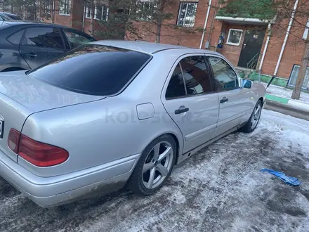 Mercedes-Benz E 230 1996 года за 2 500 000 тг. в Костанай – фото 3