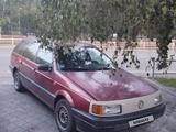 Volkswagen Passat 1990 годаүшін1 800 000 тг. в Семей