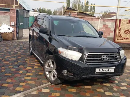 Toyota Highlander 2008 года за 7 950 000 тг. в Алматы – фото 2