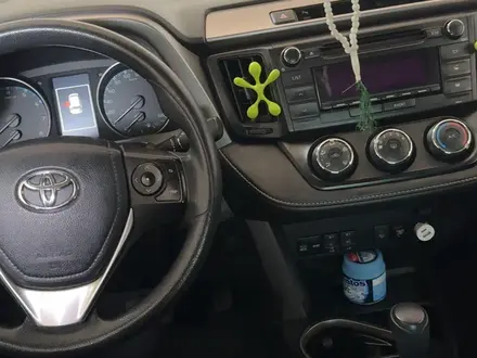 Toyota RAV4 2019 года за 13 800 000 тг. в Алматы – фото 12