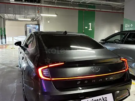 Hyundai Sonata 2022 года за 12 750 000 тг. в Астана – фото 4