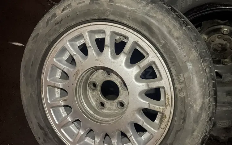 Запасное колесо на Toyota Crown за 15 000 тг. в Астана