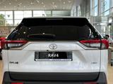 Toyota RAV4 2023 года за 23 450 000 тг. в Житикара – фото 4