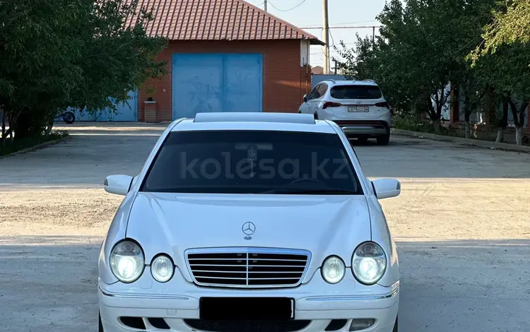 Mercedes-Benz E 320 2001 годаүшін4 000 000 тг. в Атырау