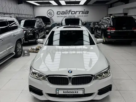 BMW 530 2019 года за 16 000 000 тг. в Алматы