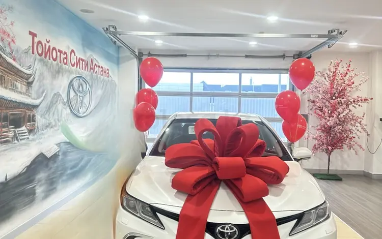 Toyota Camry 2023 года за 16 500 000 тг. в Астана