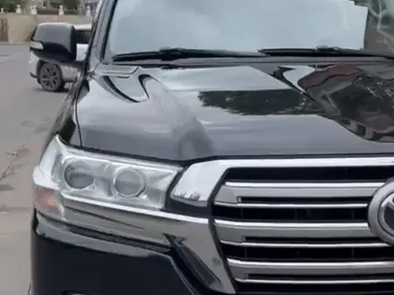 Toyota Land Cruiser 2018 года за 28 000 000 тг. в Астана