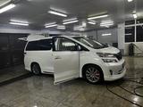 Toyota Vellfire 2008 года за 13 900 000 тг. в Петропавловск