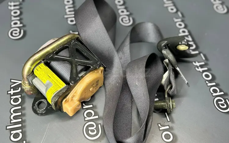 Ремни безопасности на Toyota FJ Cruiser за 1 000 тг. в Алматы