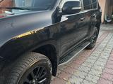 Toyota Land Cruiser Prado 2020 года за 26 000 000 тг. в Алматы – фото 3