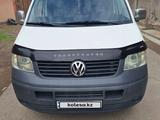 Volkswagen Transporter 2005 годаүшін5 800 000 тг. в Шымкент