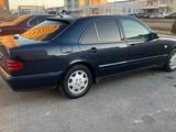 Mercedes-Benz E 230 1996 годаүшін3 500 000 тг. в Талдыкорган – фото 3