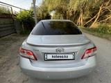 Toyota Camry 2006 года за 5 000 000 тг. в Алматы – фото 2
