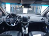Chevrolet Cruze 2013 годаfor1 300 000 тг. в Атырау