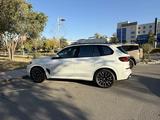BMW X5 2024 года за 47 900 000 тг. в Астана – фото 4