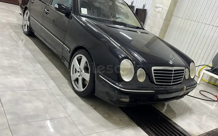 Mercedes-Benz E 430 2001 года за 2 500 000 тг. в Жанаозен