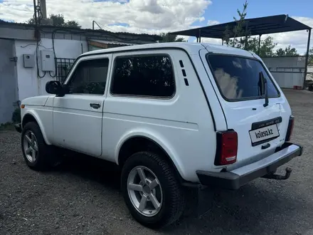 ВАЗ (Lada) Lada 2121 2014 года за 3 000 000 тг. в Караганда – фото 2