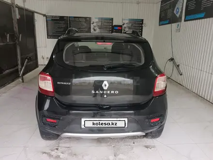 Renault Sandero Stepway 2016 года за 3 600 000 тг. в Актобе – фото 7
