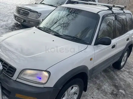 Toyota RAV4 1998 года за 3 950 000 тг. в Алматы – фото 2