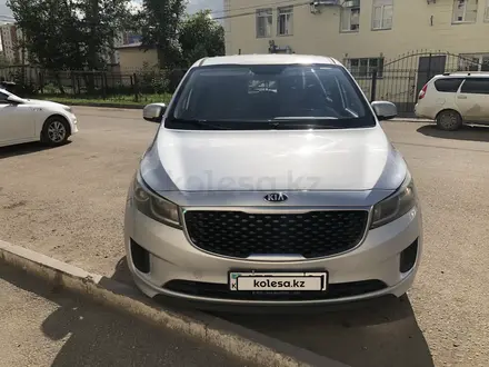 Kia Sedona 2015 года за 11 500 000 тг. в Астана