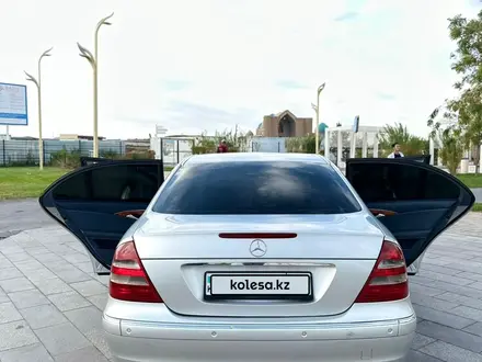 Mercedes-Benz E 200 2003 года за 4 300 000 тг. в Туркестан – фото 3